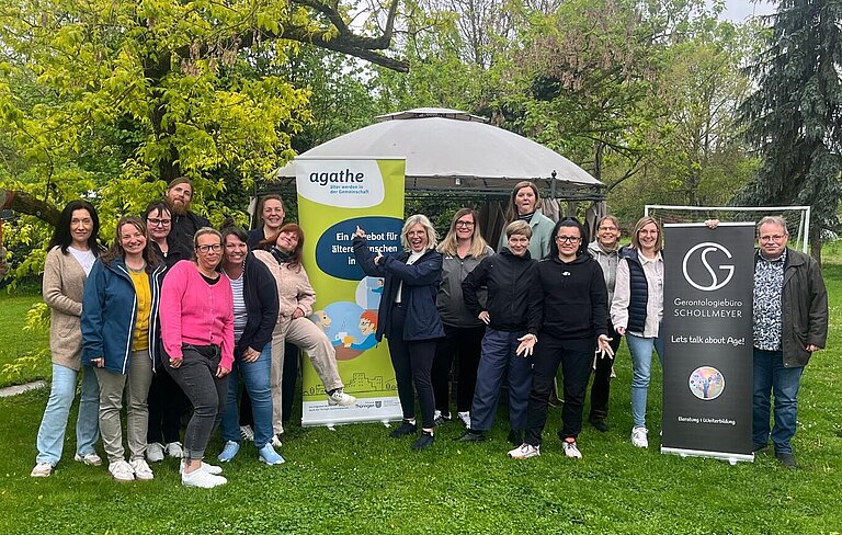 Start 6. Qualifizierungsmaßnahme Gruppenbild Fachkräfte 