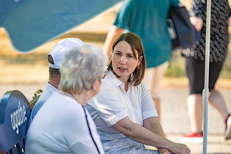 Ministerin im Gespräch