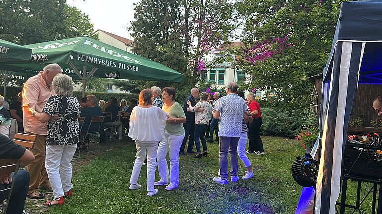Disco für die reifere Jugend Disco für die reifere Jugend