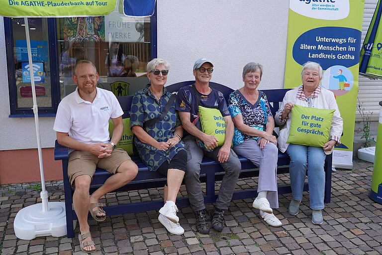 Berater mit Gästen